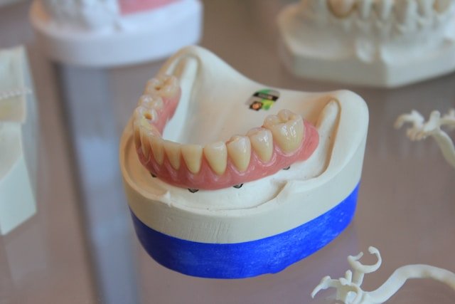 Microscopic Dentistry